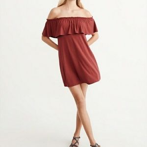 Abercrombie & Fitch Ruffle Off shoulder dress